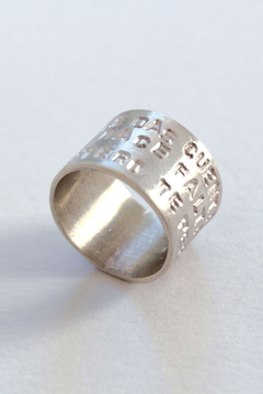 ANILLO HECHO DE FRASES - comprar online