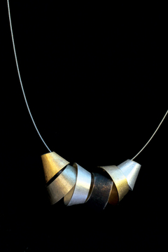 COLLAR CONOS GRANDES. PLATA 925 - comprar online