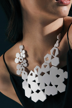COLLAR GEOMETRICO BLANCO - comprar online