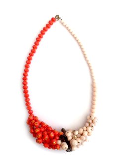 COLLAR FESTIVA. CRISTALES CHECOS CORAL Y PIEL