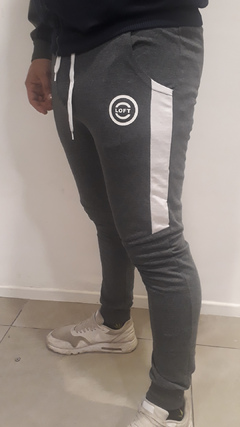 JOGGING RUSTICO CON LOGO - comprar online