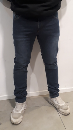 PANTALON ELASTIZADO CLASICO en internet