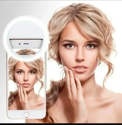 Aro De Luz Led Celular Selfie Recargable Usb Ring Light en internet