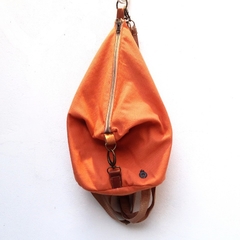 Mochila BÁVARO Lisa Naranja con Marrón
