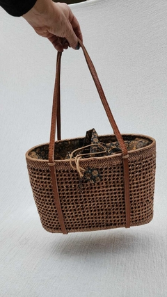 ACC078 Cartera de ratan calada- 32x23cmh