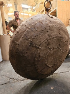 HIE28 Cuenco de hierro 1,15cm diam 76,5Kg