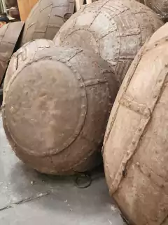 HIE05- Cuenco de Hierro 1,13cm diam 50,5Kg