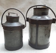 (INDI18046) Lecheros antiguos