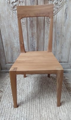 MUE124 - Silla recta DL - Mirador