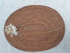RRR186- Individual de ratan Halus oval 40x30cm - comprar online