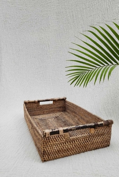 RRR201 Bandeja de ratan con alza de bambu NATURAL 47x30x10cm