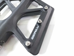 PEDALES ZERAY PLATAFORMA DE CARBONO PARA MTB - BMX - DOWNHILL - Newbikes Argentina - Viví tu Mundo en Bici - Tienda de Bicicletas