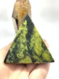 Pirâmide Quéops de Serpentinita - comprar online