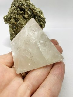 Pirâmide Quartzo Cristal - CristalMagia