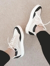 The Stella Sneakers Gold
