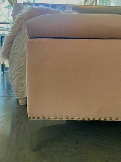 BANQUETA BAUL CHANEL - Le Chateau Diseño