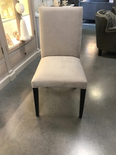 SILLA VESTIDA PANA GRIS CON VIVOS NEGROS - comprar online