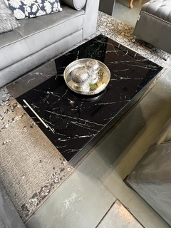 Imagen de MESA RATONA ELEVABLE VIDRIO SIMIL MARQUINA