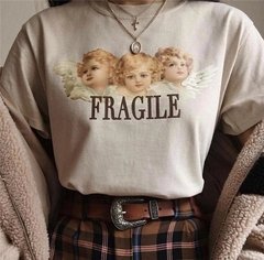 Camiseta Fragile