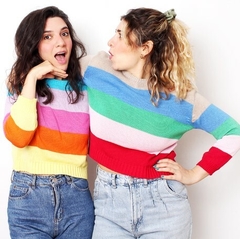 Sweater arcoiris en internet