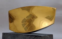 MINIOTTI - Escultura - 27 x 54 x 16 cm - Bronce patinado - comprar online