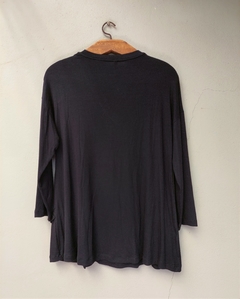 Remera Escote En V Mangas 3/4 - Clara Ibarguren en internet