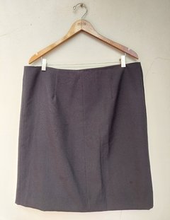 Pollera negra con botones - Talle 54 - comprar online