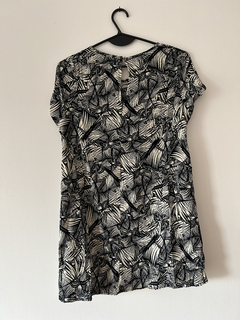 Remera estampada / vestido corto - comprar online