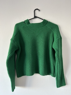Sweater verde en internet