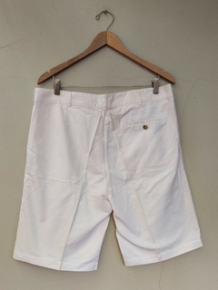 Bermudas blancas en internet