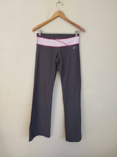 Calza gris y lila - Nike