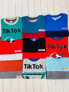 Remera calidad extra mangas cortas combinada (SOLO TALLE 4) - comprar online