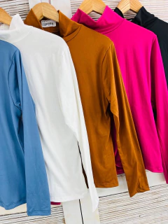 Polera térmica dama (T. Aprox: L/XL)