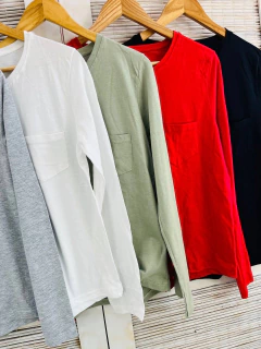 Remera mangas largas algodón con bolsillo (T. Aprox: M/L) - comprar online
