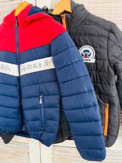 Campera inflable niño con capucha