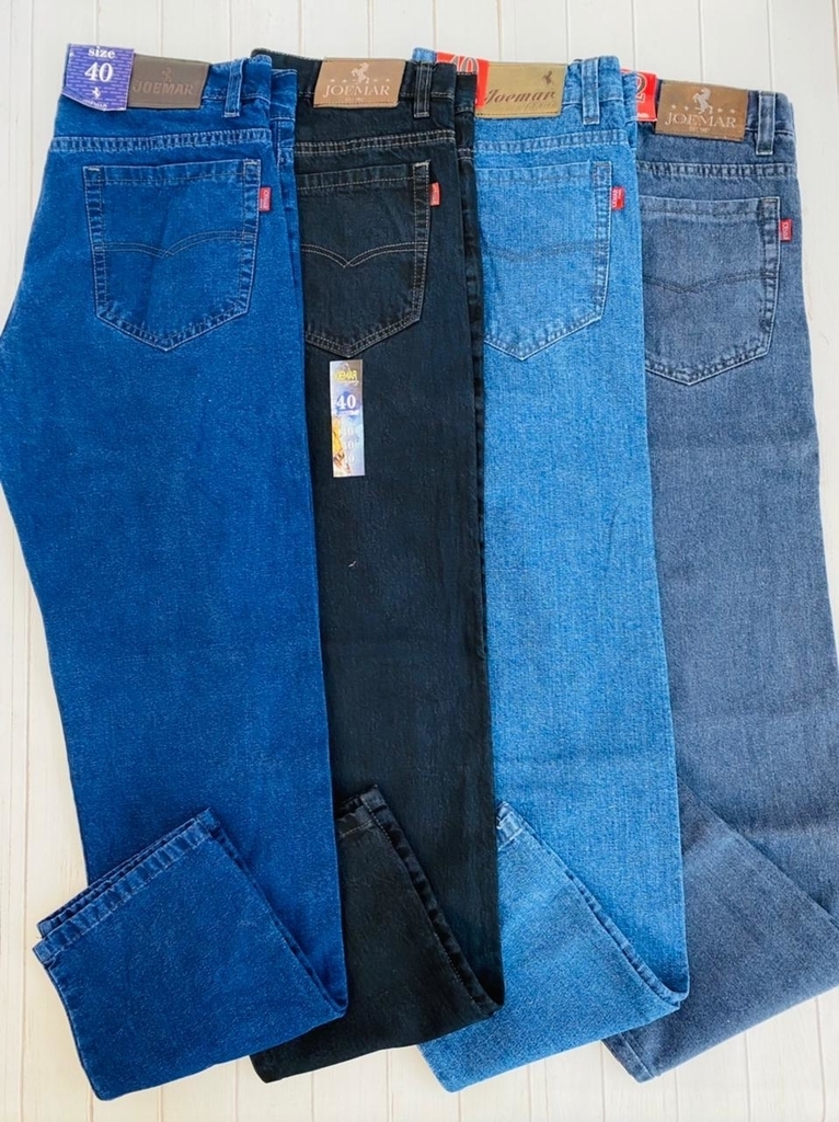 Jeans clásico rígido