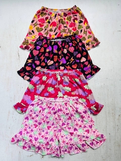 Short modal niña con volados