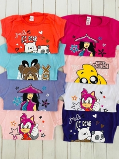 Remera mangas cortas niña personaje