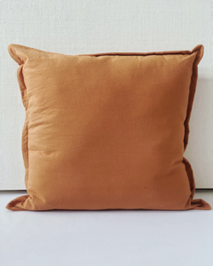 PRE-ORDER / ALMOHADON BORIS 50X50CM