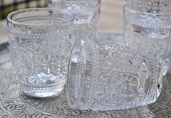 Juego De 12 Vasos De Vidrio Transparente Labrado 10x8.5 cm 250 ml
