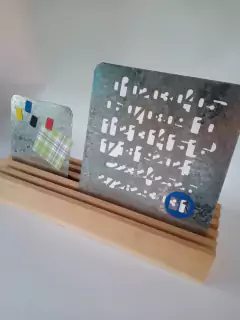 organizador para escritorio o mesa de arrime.