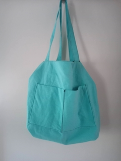 Imagen de bolso reversible en tela.