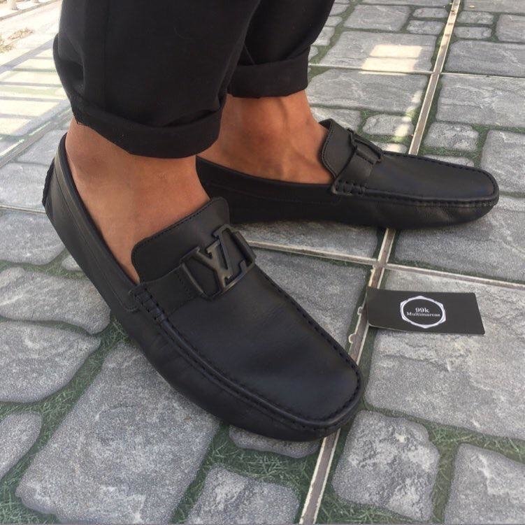 Mocassim Louis Vuitton (Preto liso) - 99kMultimarcas