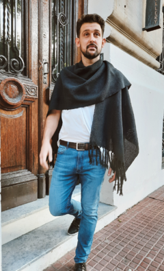 Ruana Amazonas Negra UNISEX