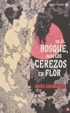 El bosque bajo los cerezos en flor