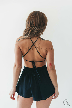 Short Naos - Cielo Negro