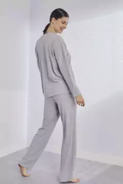 Imagen de Pijama Orquídea
