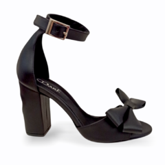 Modelo Mila Negro - tienda online