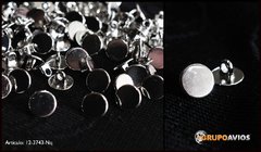 Boton de metal med 18 ( 11 mm ) ( art 12-3743 ) color NIQUEL BRILLANTE x 144 unidades - CON PIE