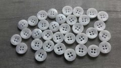 BOTON DE POLIESTER - Medida 18 ( 11 mm ) - CON LOGO - x 10.000 unid. - comprar online
